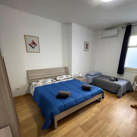 Il Vicoletto Guest House Porto Torres Bagian luar foto