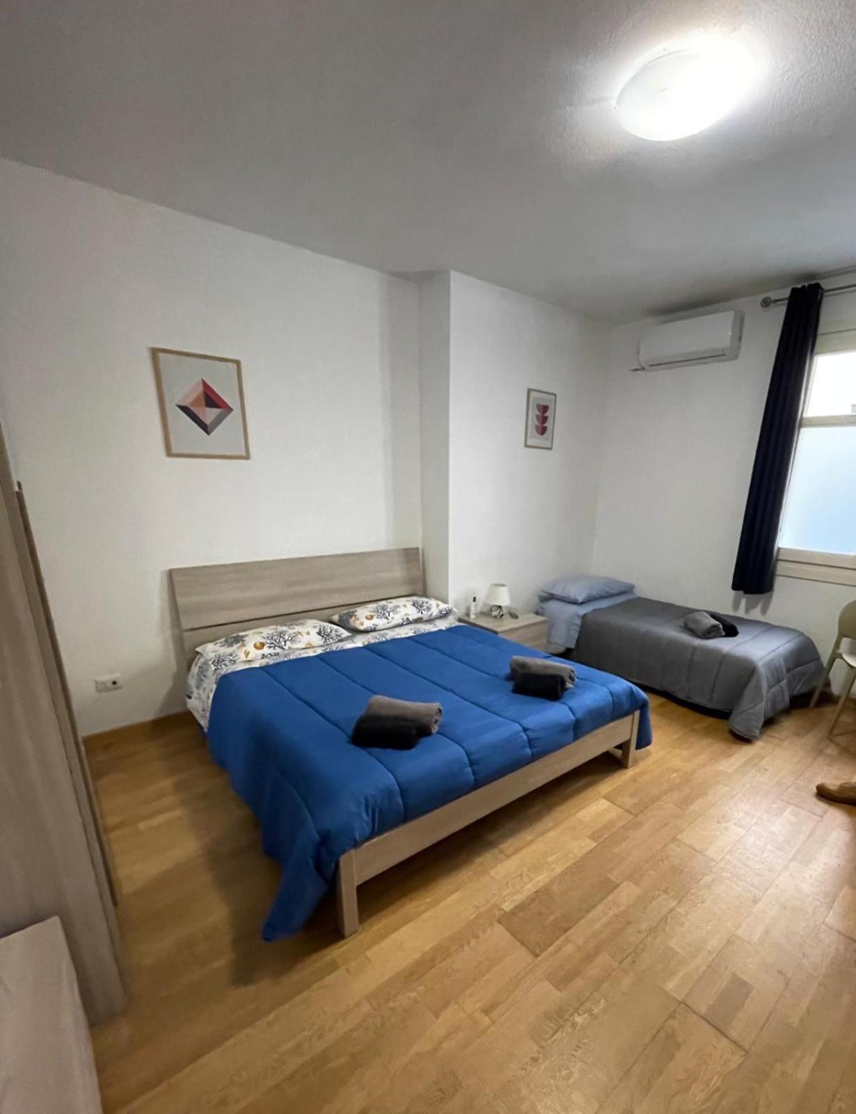 Il Vicoletto Guest House Porto Torres Bagian luar foto